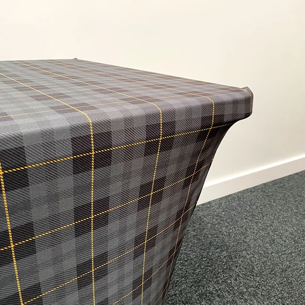 stretch-tablecloth_corner-right